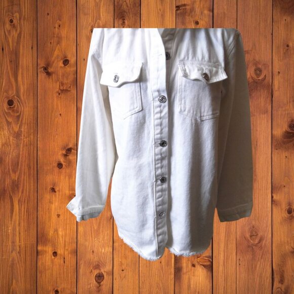 Shein Women's XS Off White Button Front Collared Heavy Jean Shirt Raw Hem Pocket - Picture 3 of 6